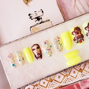 Yellow Star reusable gel press on nails